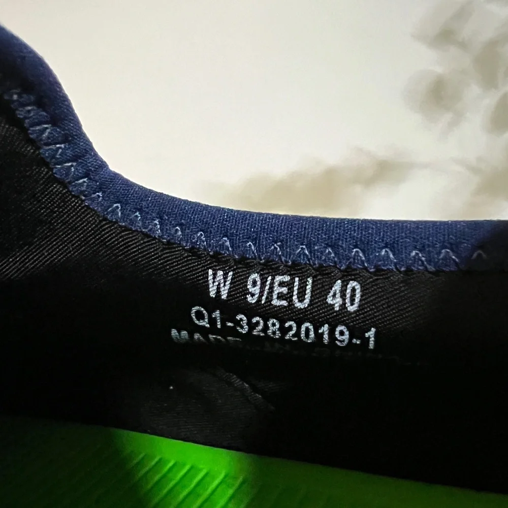 OOFOS Oomg Low Mesh White / Navy ~ US Women’s 9 - Picture 8 of 8